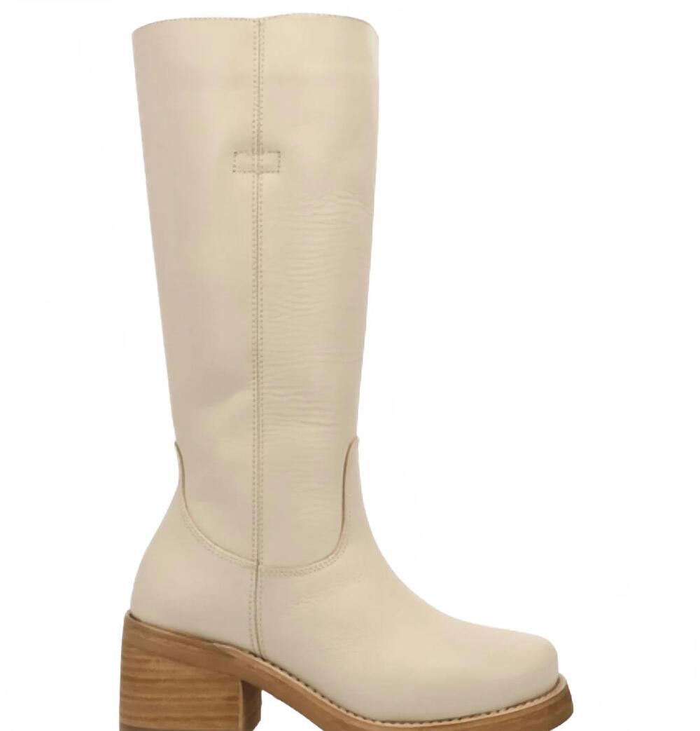 NEW DINGO women's vagabond leather boot in white